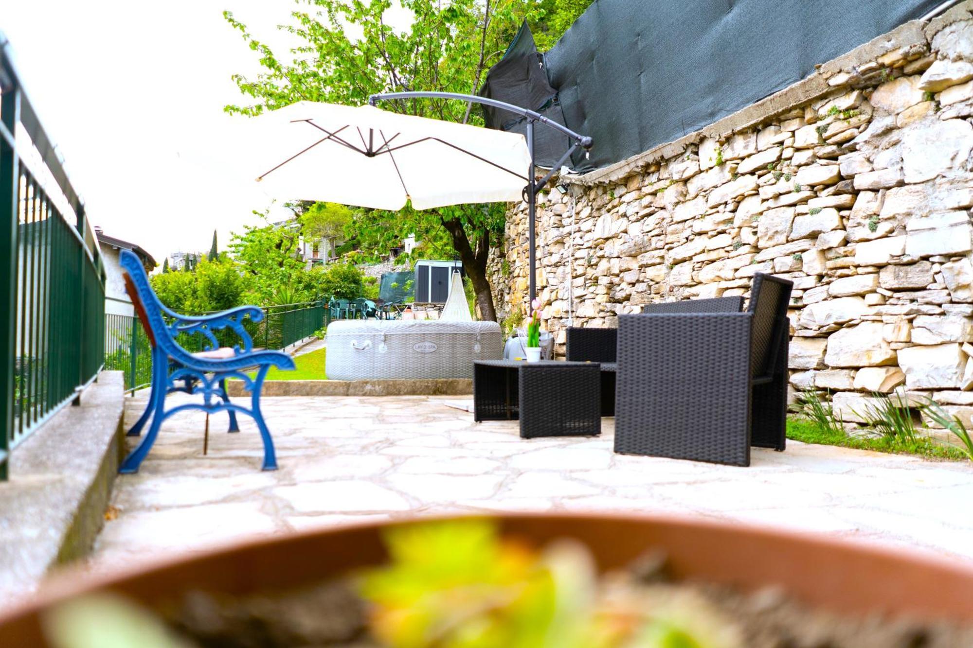 Terrazza Di Luisa Parking Wifi Vista Lago Carate Urio ภายนอก รูปภาพ